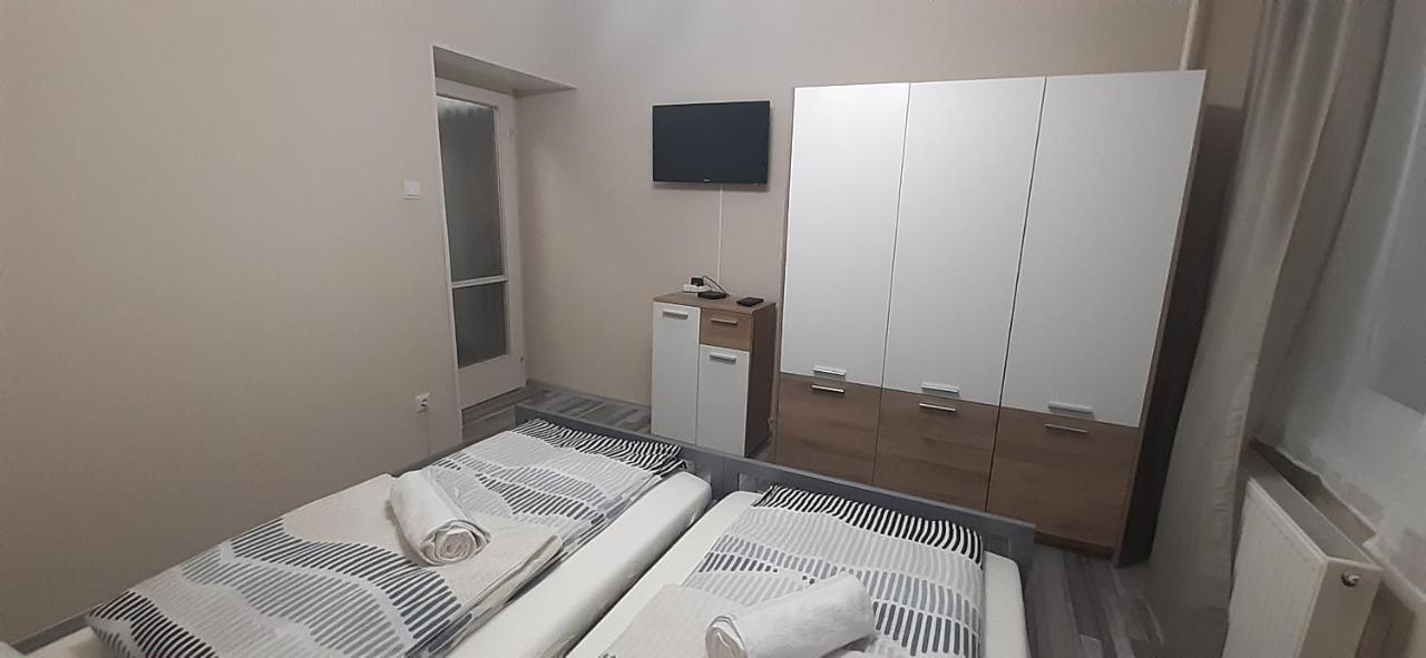 דירות Panel Hause קזינצברציקה מראה חיצוני תמונה